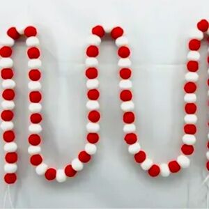 Festive Red & White Wired Pom Pom Garland